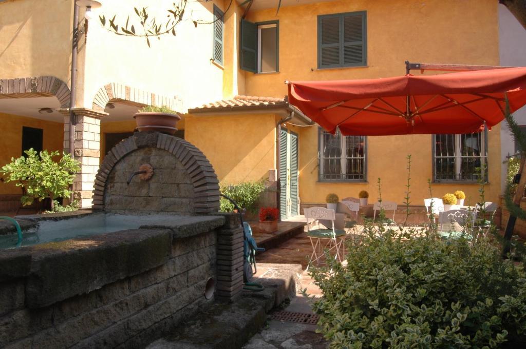 Albergo Da Benedetta Vetralla Εξωτερικό φωτογραφία